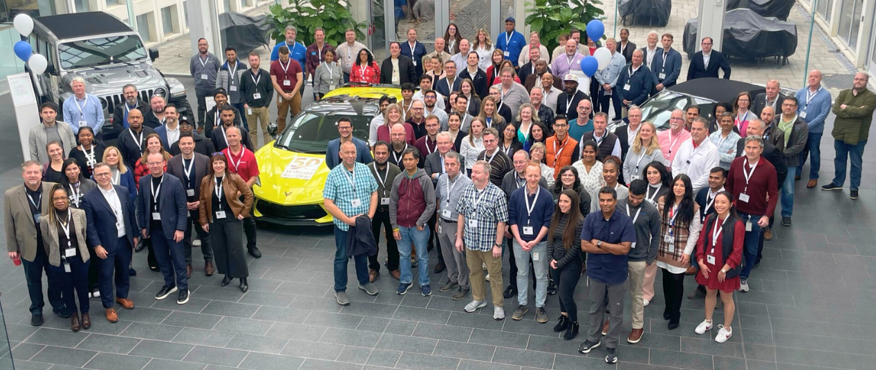Gruppenfoto zur 50 Jahrfeier Webasto Americas