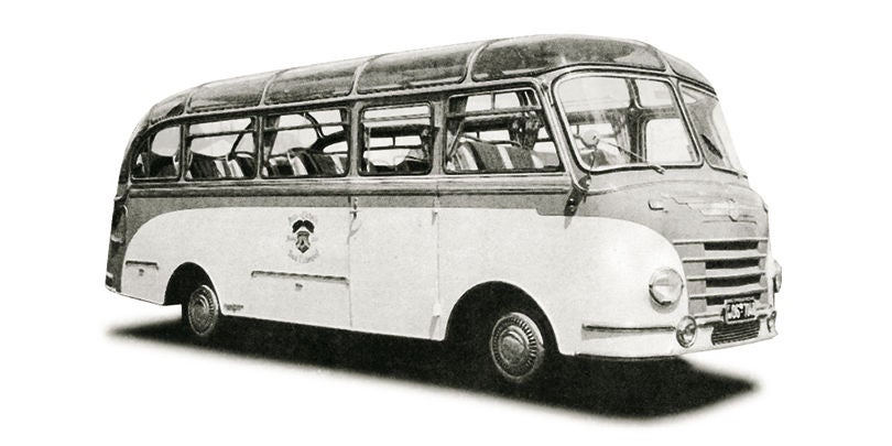 Ein alter Bus mit motorunabhängiger Heizung, "Modell 65"