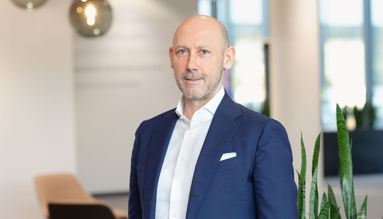 Corporate executive portrait for Webasto SE's leadership profile, illustrating the Chief Restructuring Officer role for The Group section and press use.