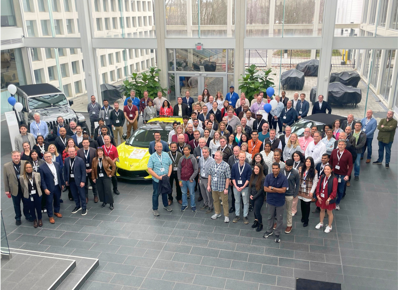 Brad Ring, President and CEO Webasto Americas and Marcel Bartling, CTO of the Webasto Group, (front row, second and third from left) at the kick-off of the 50th anniversary celebration of Webasto Americas in Auburn Hills (Michigan)